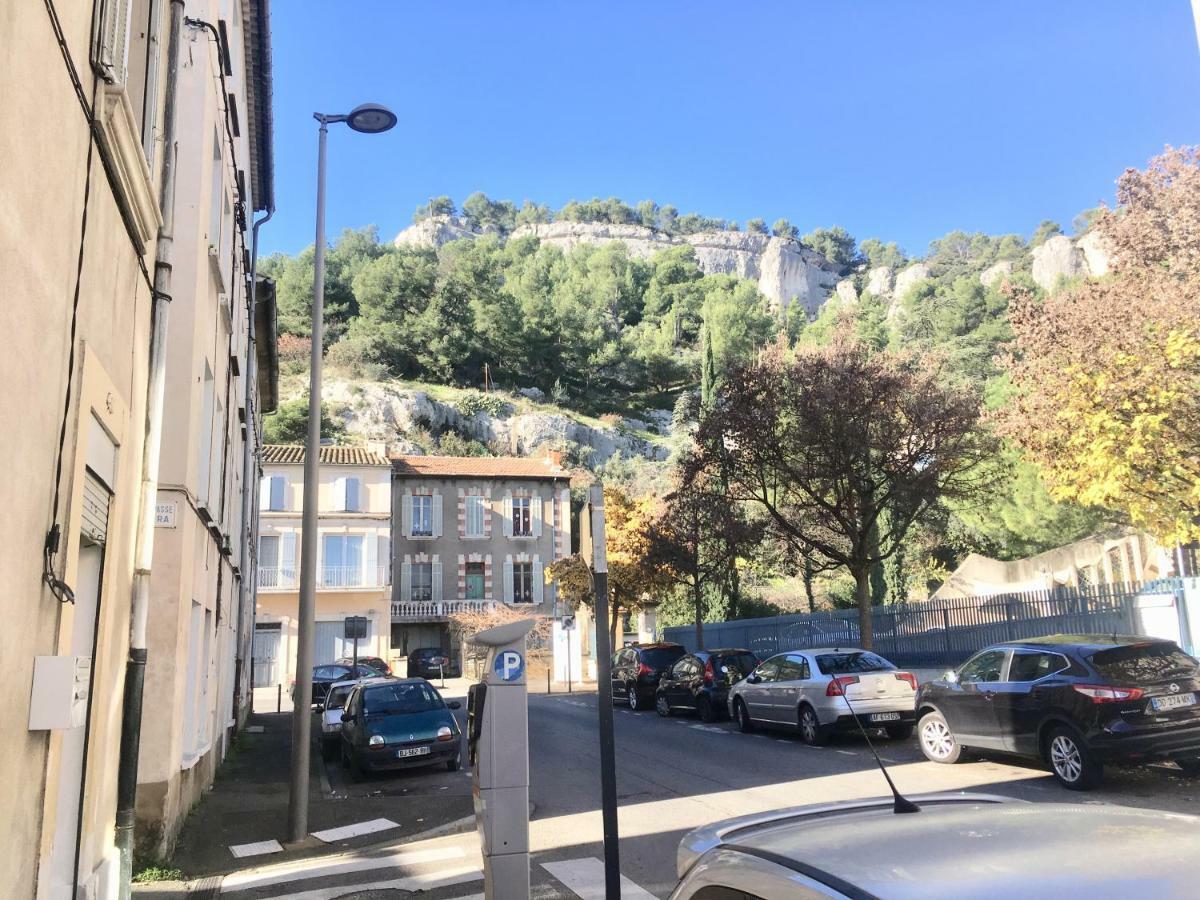 T Ô Luberon Cavaillon Exterior foto